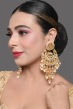 Gold toned Kundan chandbali with pearl