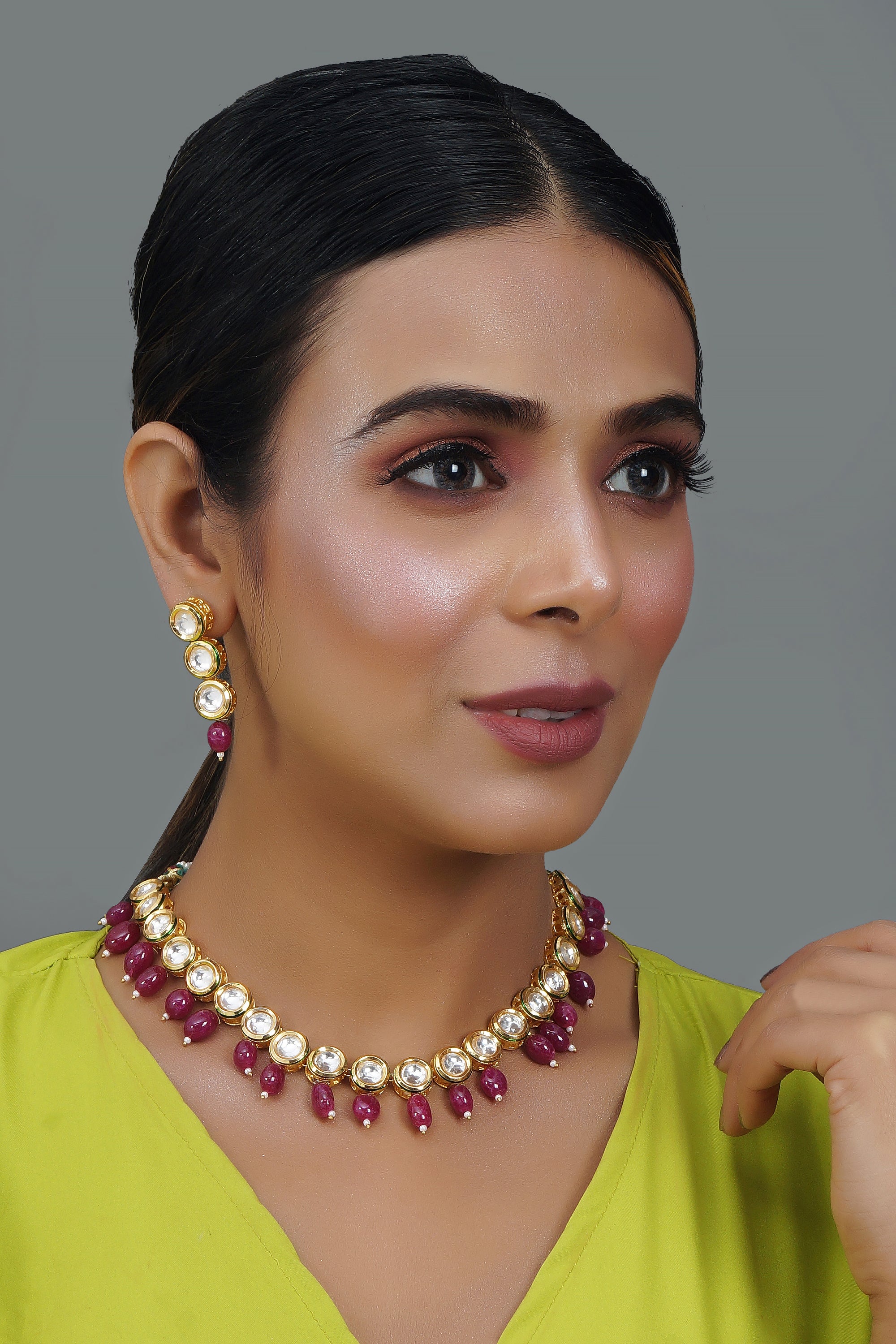 Maroon Gold Tone Kundan Necklace With Earrings