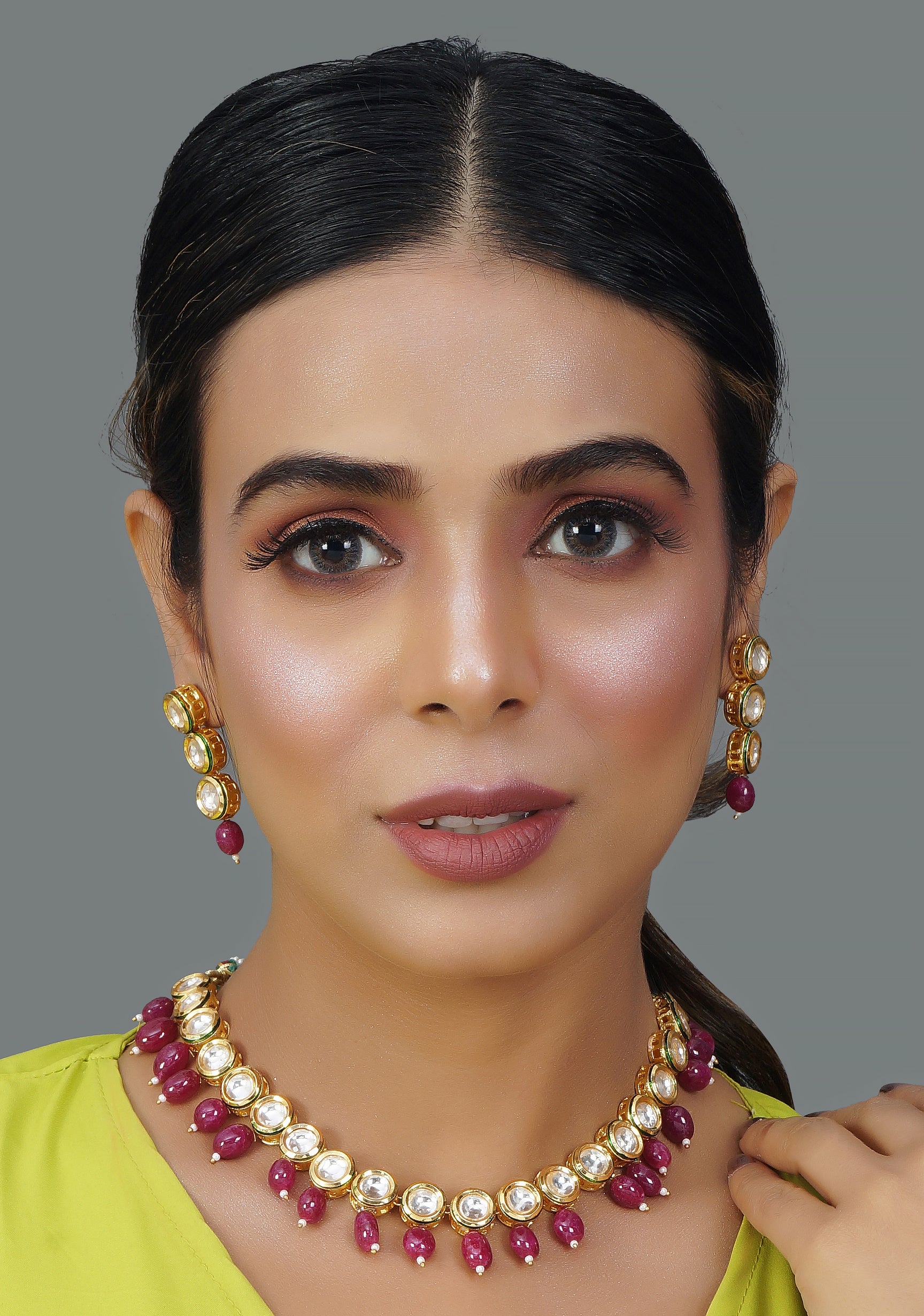 Maroon Gold Tone Kundan Necklace With Earrings