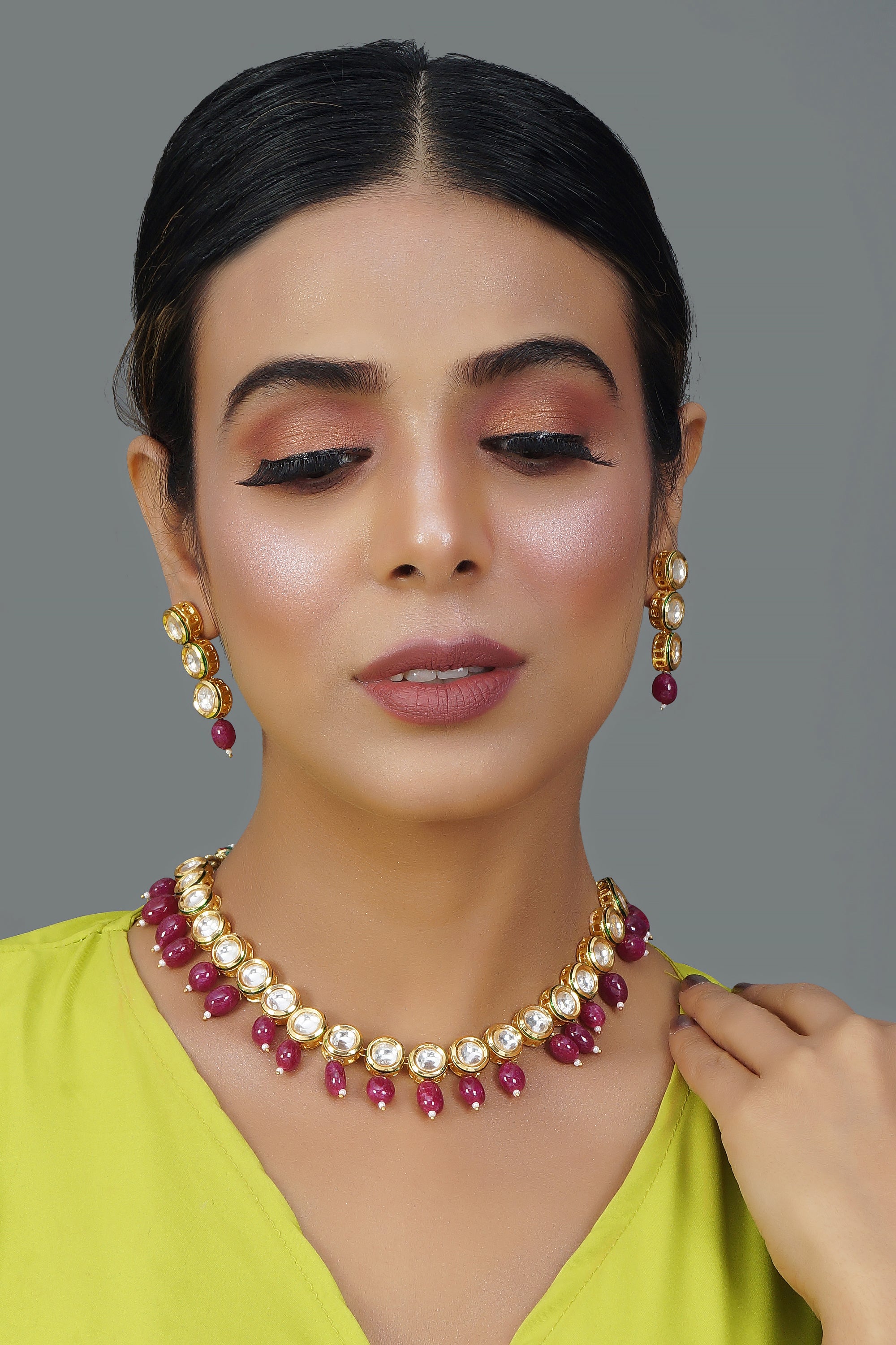 Maroon Gold Tone Kundan Necklace With Earrings