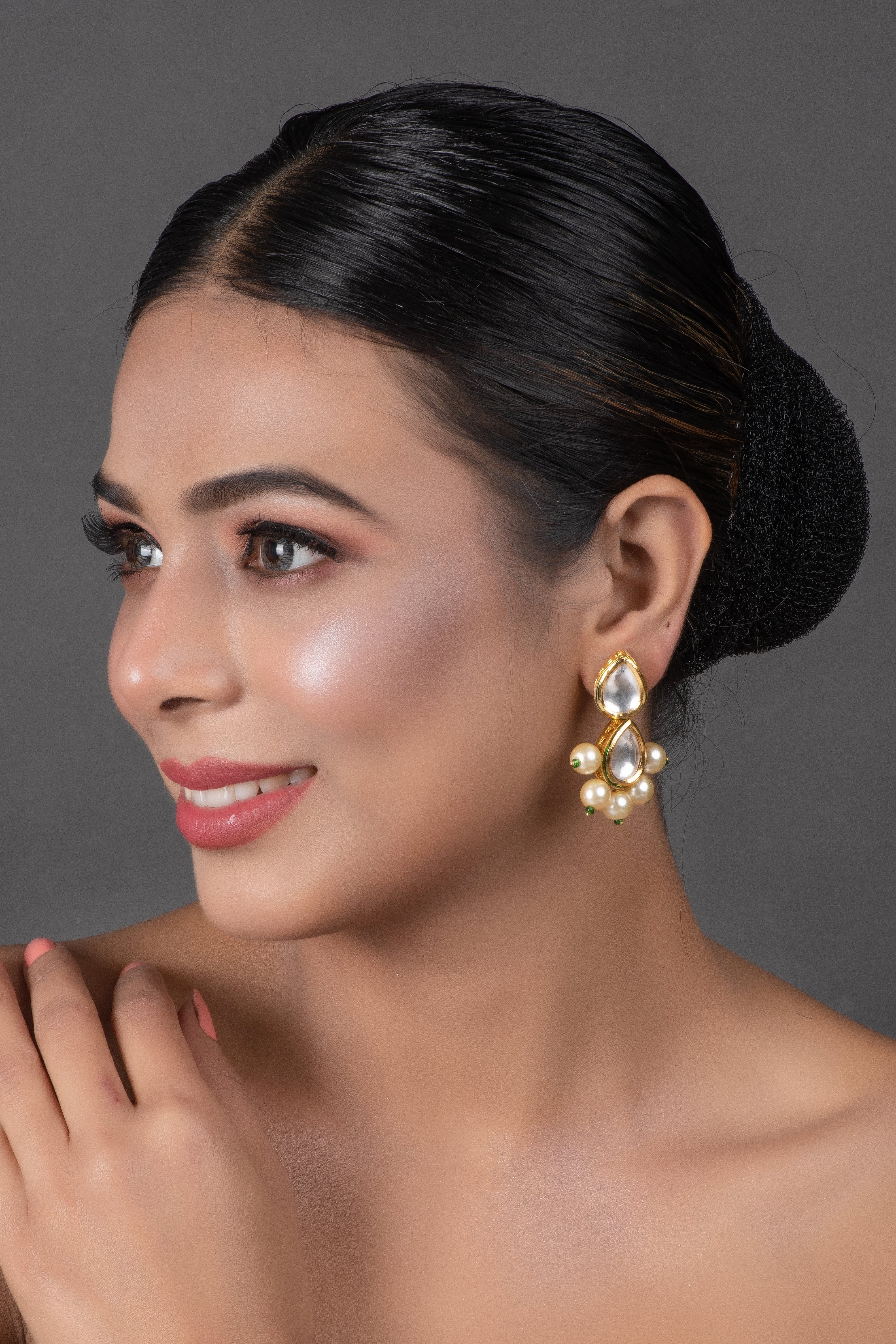 Pearl beaded Handcrafted Kundan earrings