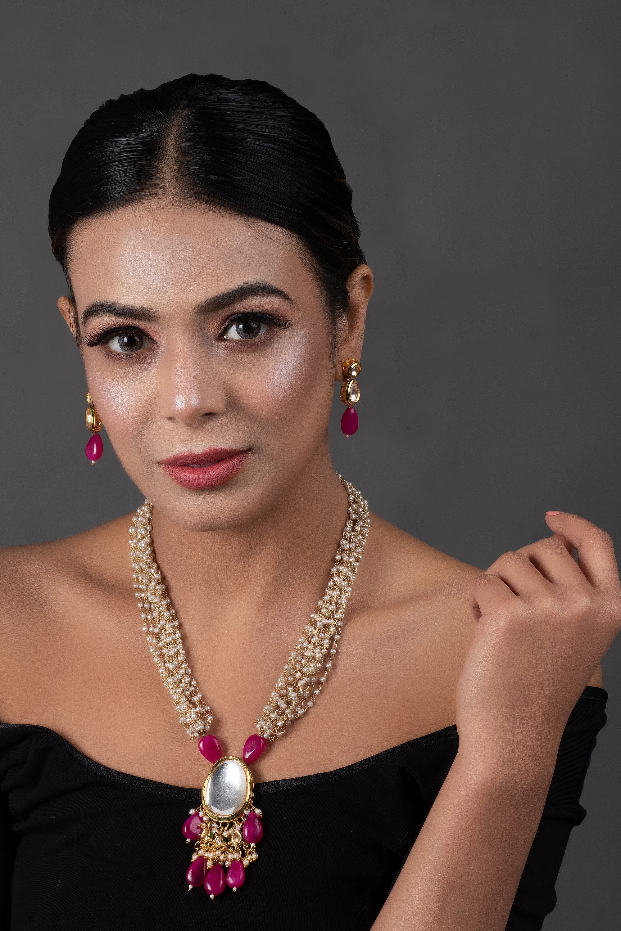 Ruby beaded Kundan necklace with earrings